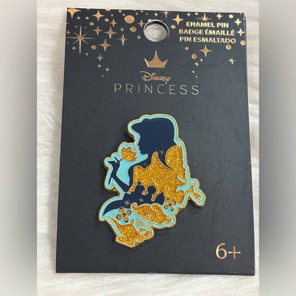 Disney Aladdin Jasmine Silhouette Pin New